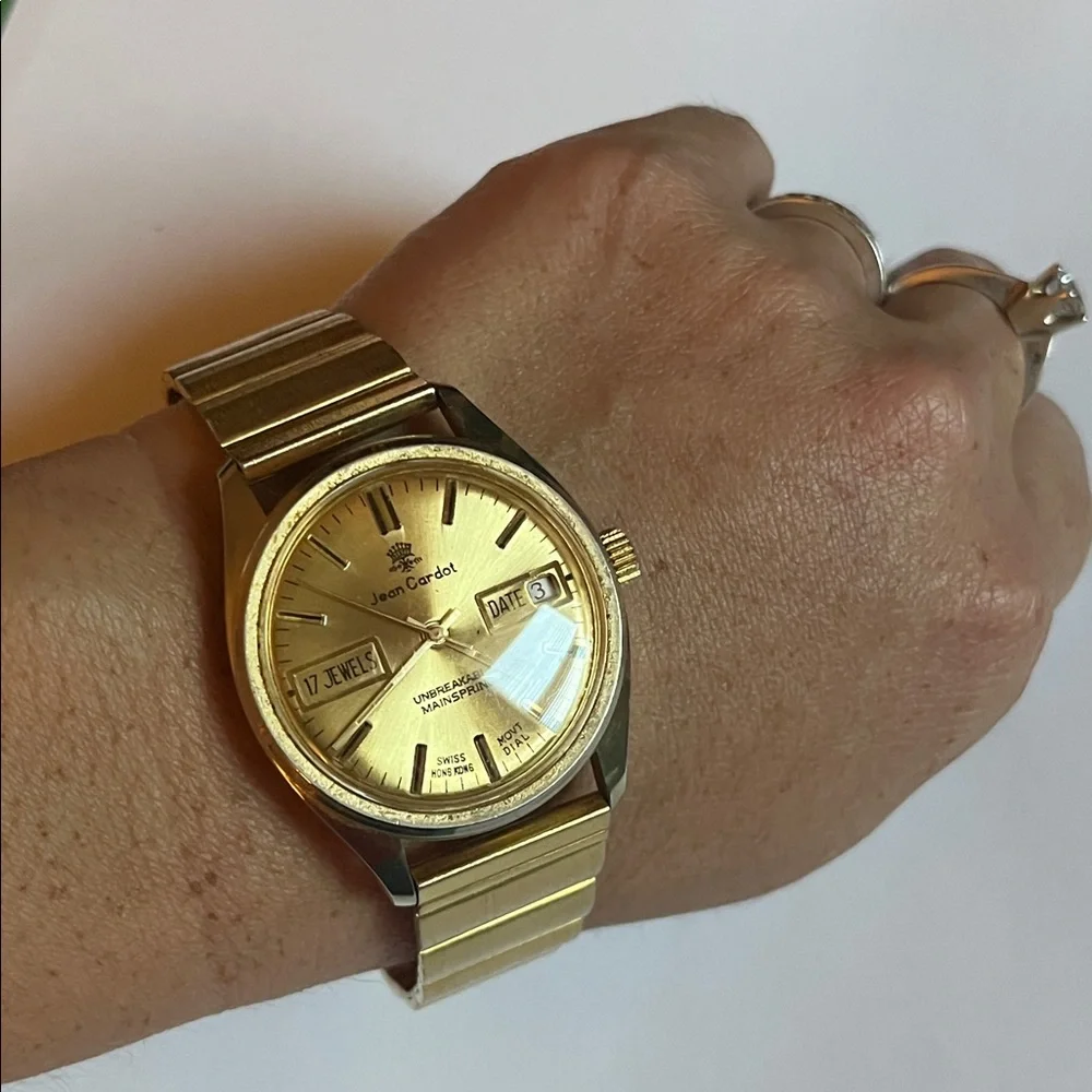 Vintage Gold Jean Cardot 17-jewel mechanical wristwatch